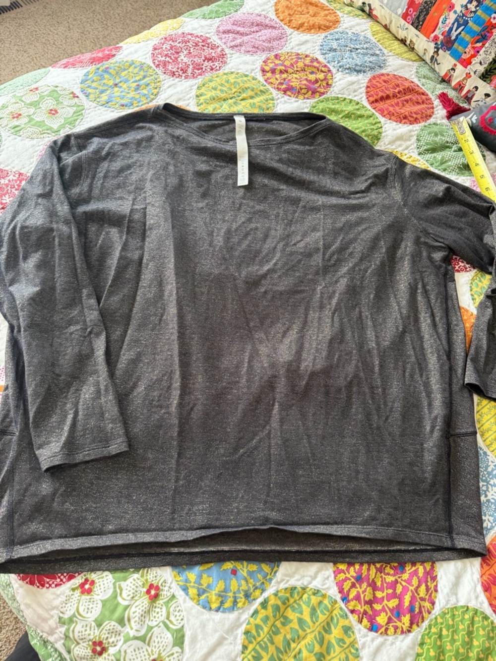 Lululemon Athletica Back in Action Long Sleeve Black Sparkle Shimmer, size 8 - Picture 5 of 11